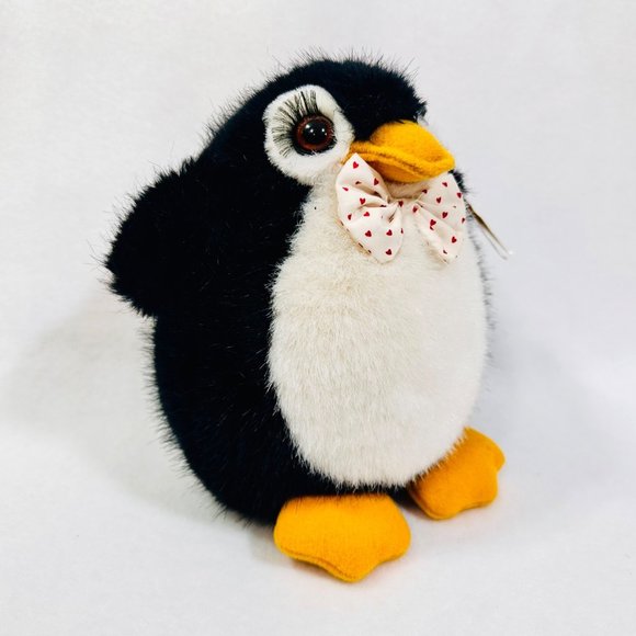 Vintage Russ Berrie Penguin Fairbanks Caress Soft Pets Plush Toy with all Tags - Picture 3 of 9